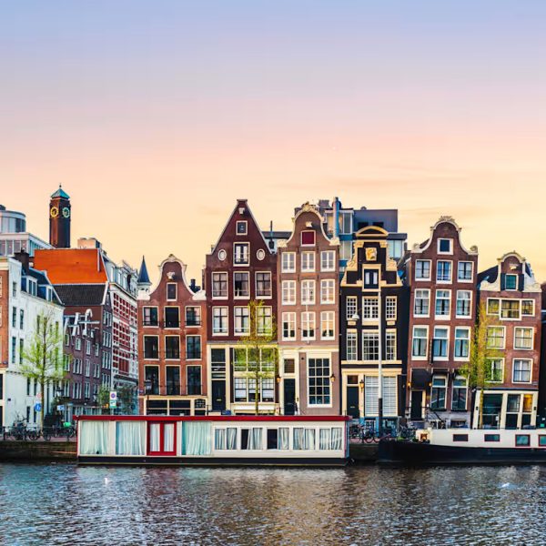 London, Paris & Amsterdam – 10 Days SIC Tour Package
